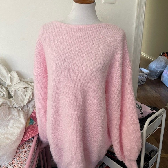 SHEIN Pink Oversized Off-the-Shoulder Sweater - Picture 5 of 9